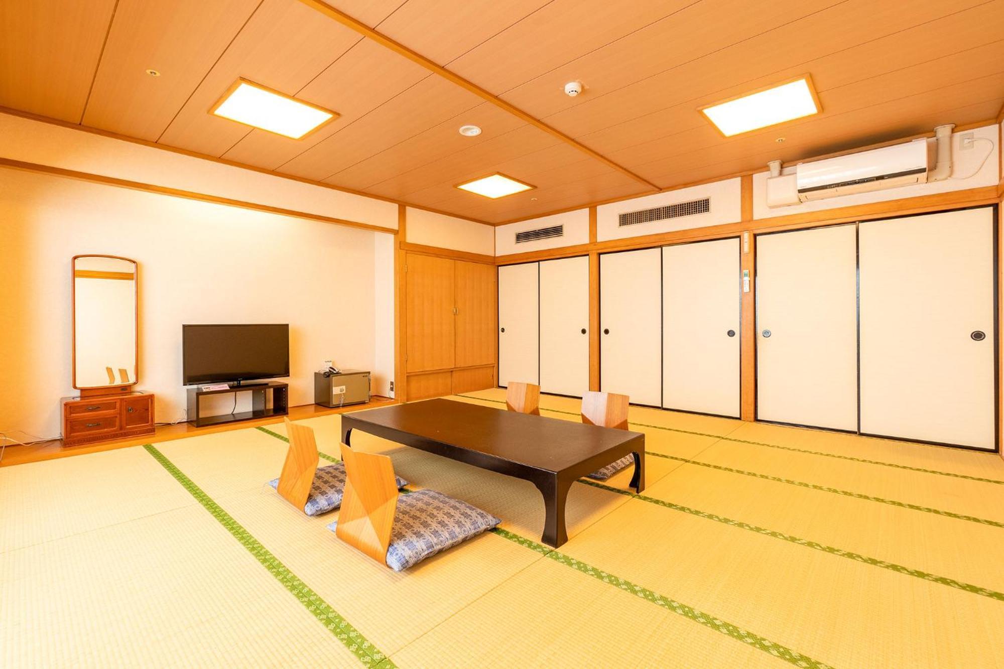 Ooedo Onsen Monogatari Aizu Hotel Eksteriør billede