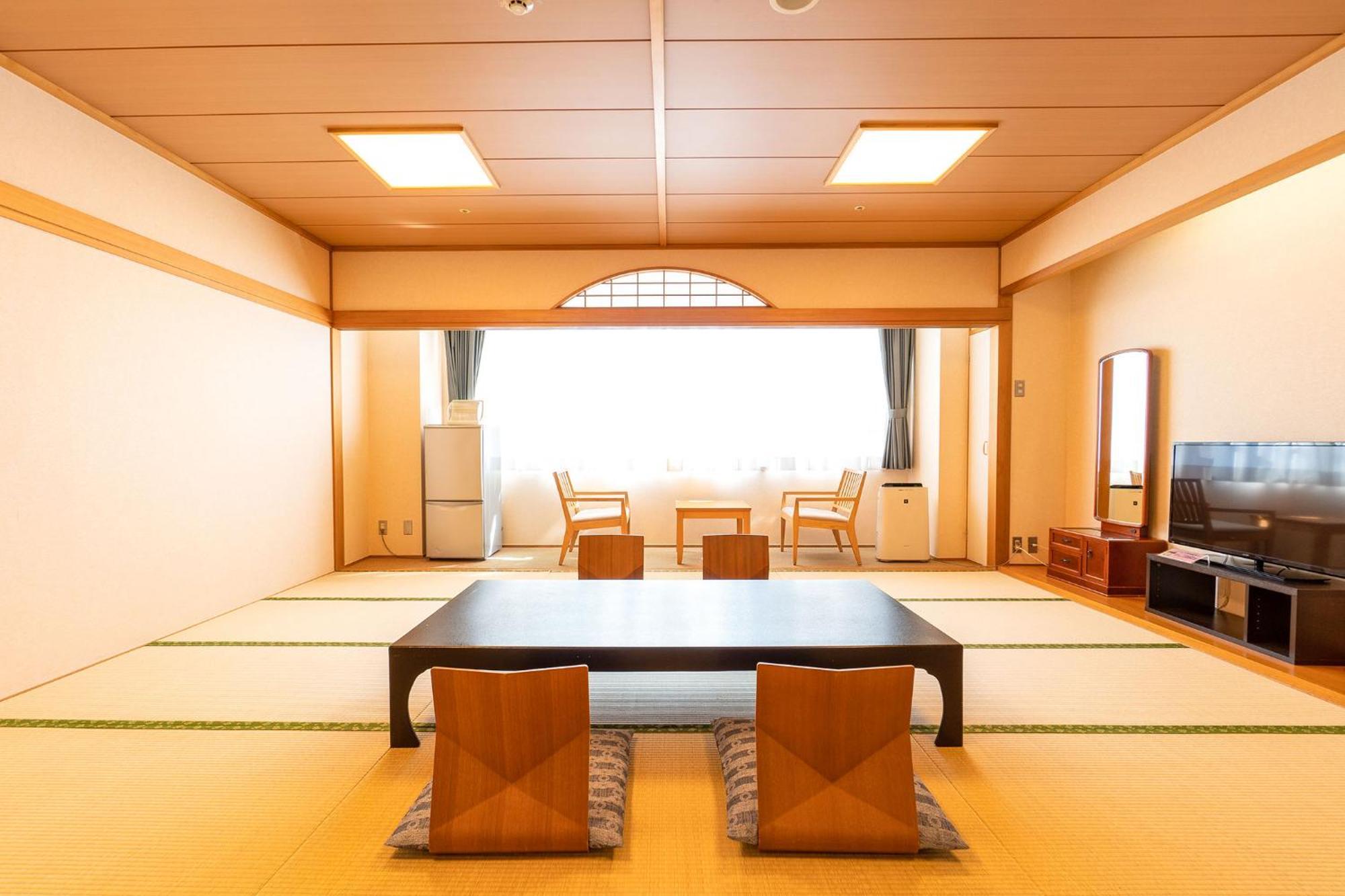 Ooedo Onsen Monogatari Aizu Hotel Eksteriør billede